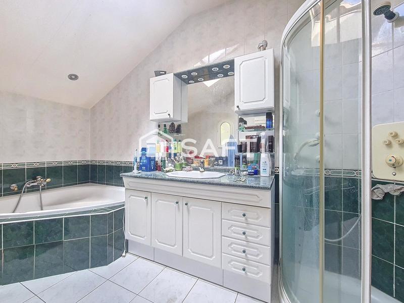 Maison - 112 m² - 5 pièces