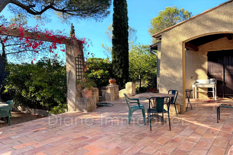 Villa - 101 m² - 4 pièces