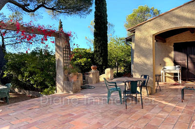 Villa - 101 m² - 4 pièces