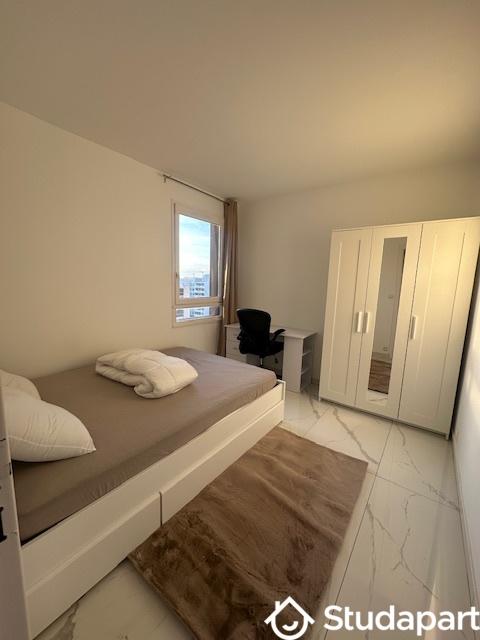 Chambre - 14 m² - 1 pièce