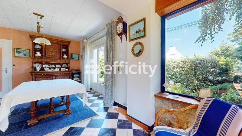 Maison - 102 m² - 6 pièces