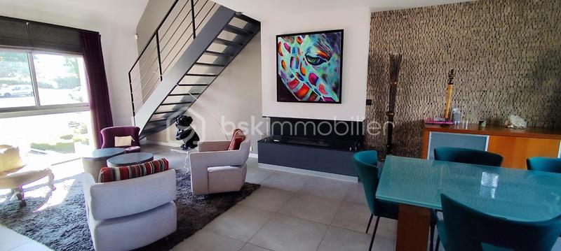 Maison - 142 m² - 5 pièces