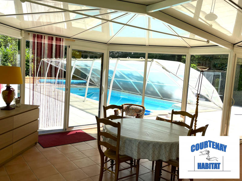 Maison - 177 m² - 9 pièces