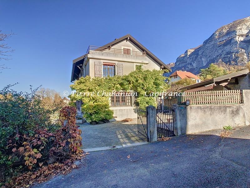 Maison bourgeoise - 185 m² - 7 pièces