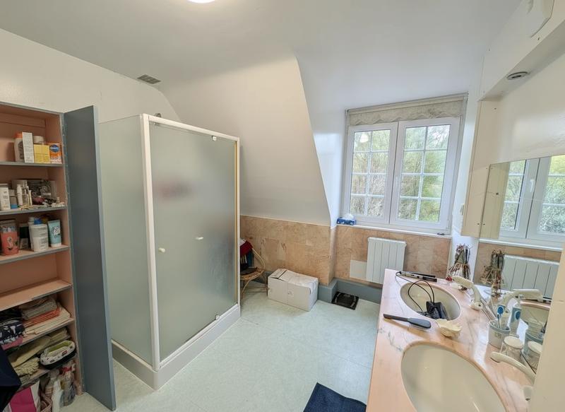 Maison - 146 m² - 7 pièces