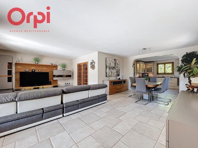 Villa - 186 m² - 5 pièces