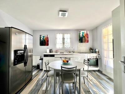 Maison - 112 m² - 6 pièces