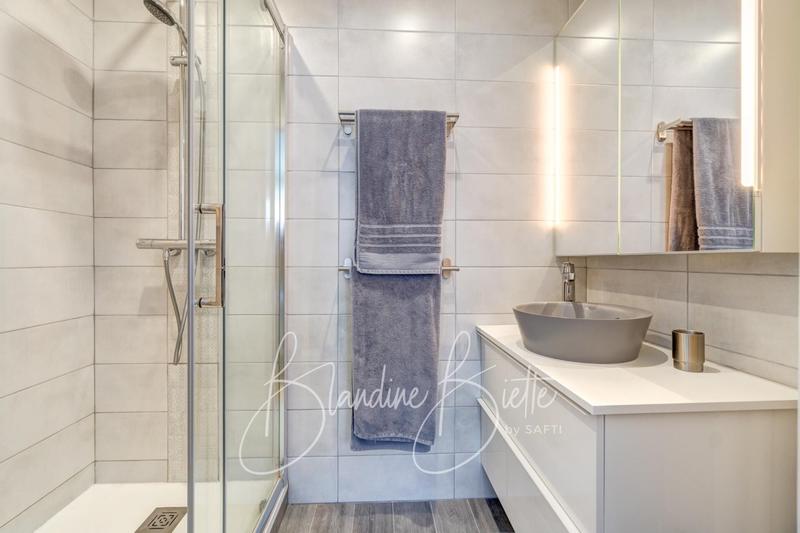 Appartement - 111 m² - 6 pièces