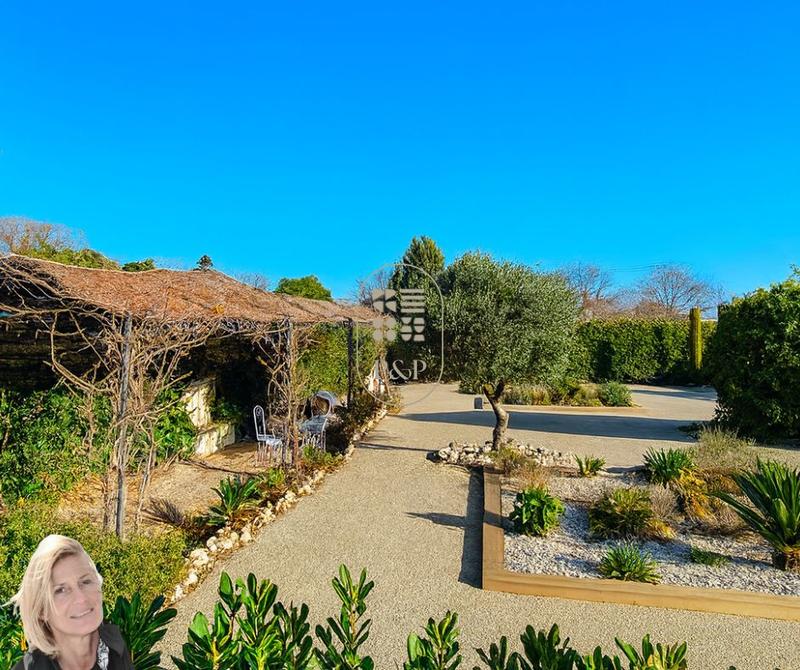 Maison - 165 m² - 5 pièces