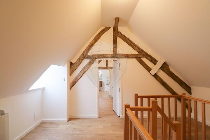 Maison ancienne - 210 m² - 7 pièces