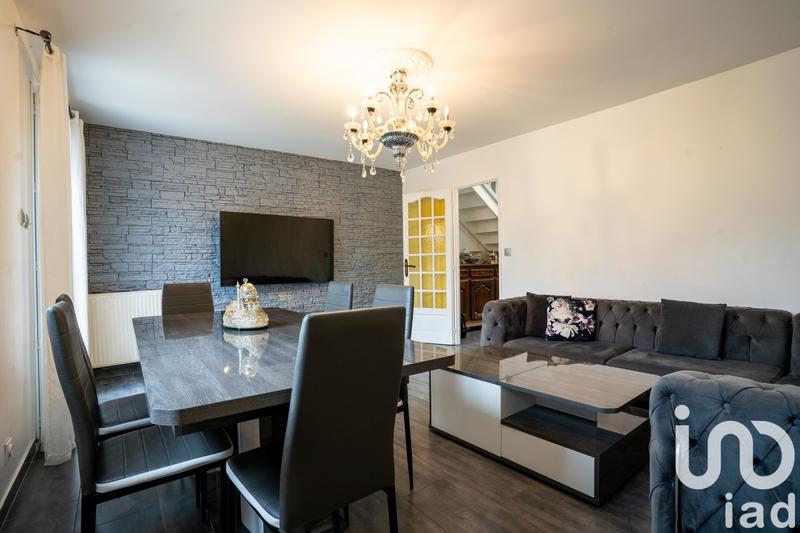 Maison - 92 m² - 6 pièces