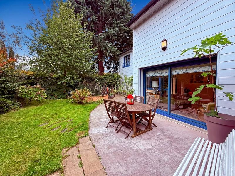 Maison - 139 m² - 5 pièces