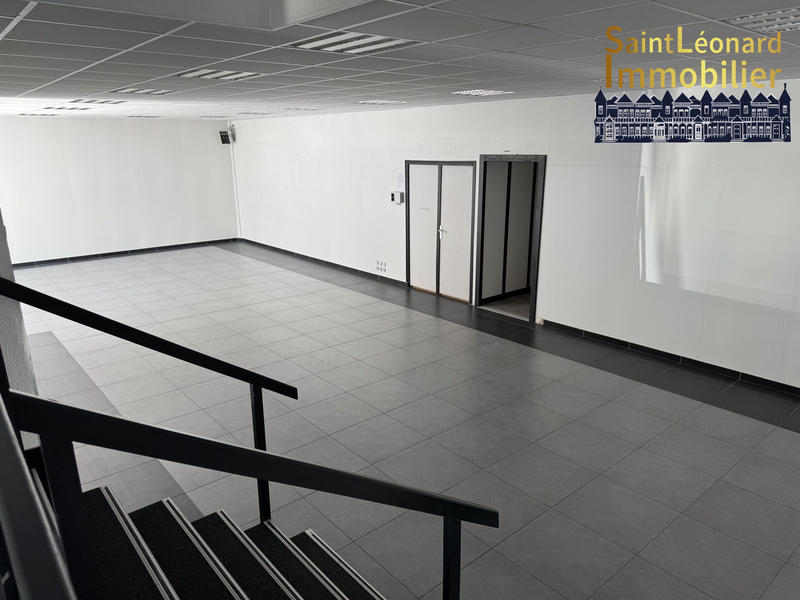 Local commercial - 413 m²