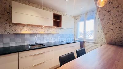 Appartement bourgeois - 100 m² - 5 pièces