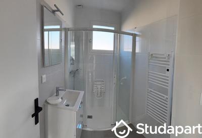 Chambre - 28 m² - 1 pièce