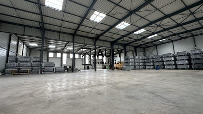 Entrepôt - 2 507 m²