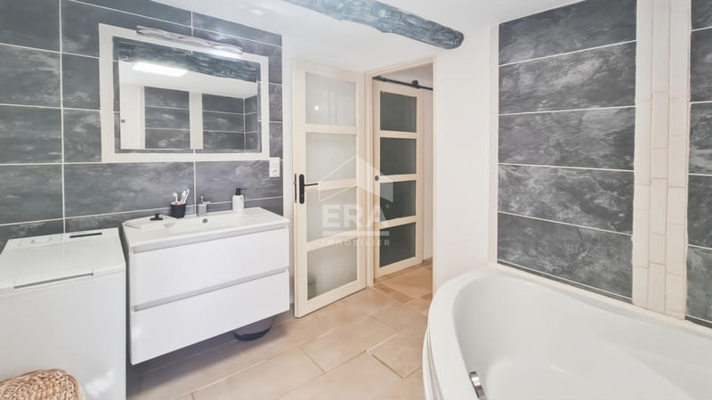 Maison - 96 m² - 5 pièces