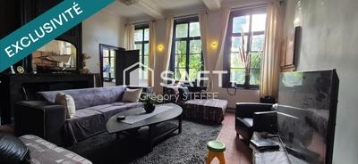 Maison de maîtres - 254 m² - 13 pièces