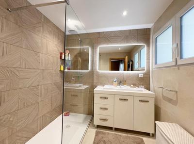 Maison - 114 m² - 5 pièces