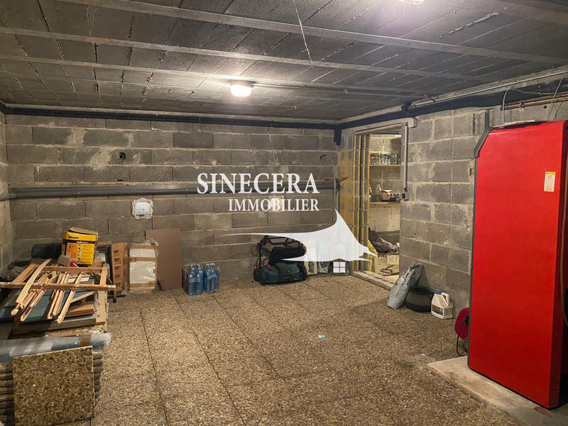 Propriété - 98 m² - 5 pièces