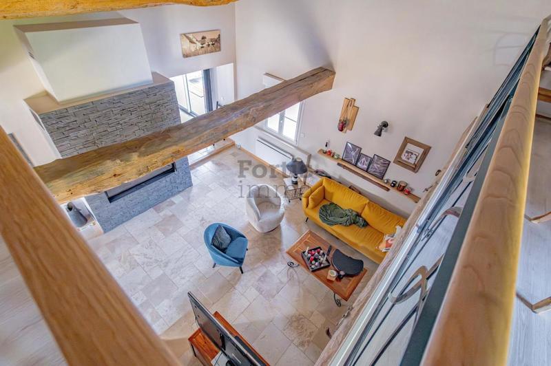 Corps de ferme - 353 m² - 11 pièces