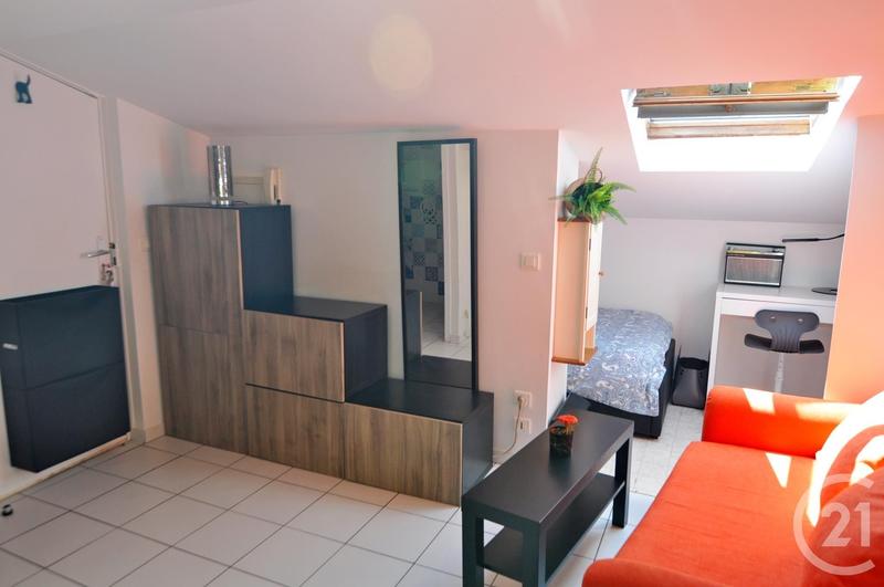 Appartement - 9 m² - 1 pièce
