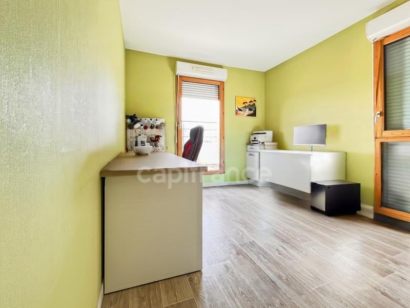 Appartement ancien - 74 m² - 4 pièces