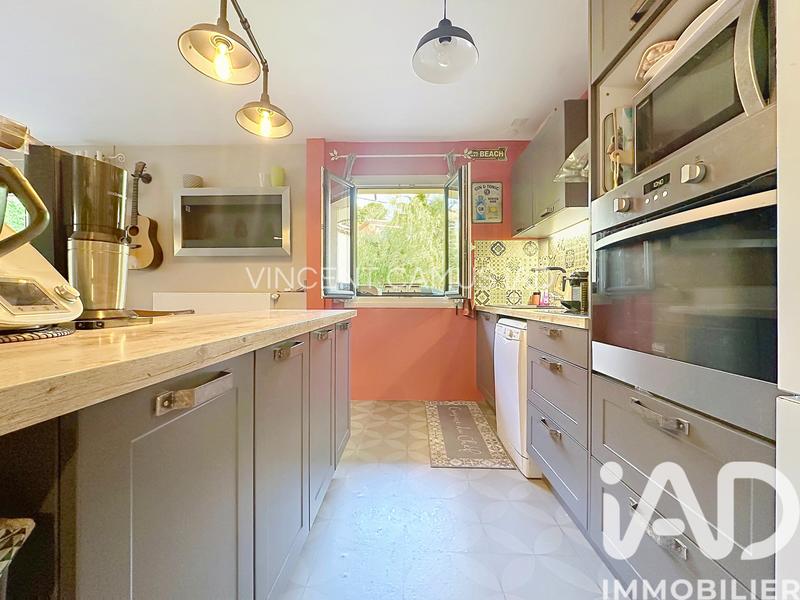 Appartement - 70 m² - 3 pièces