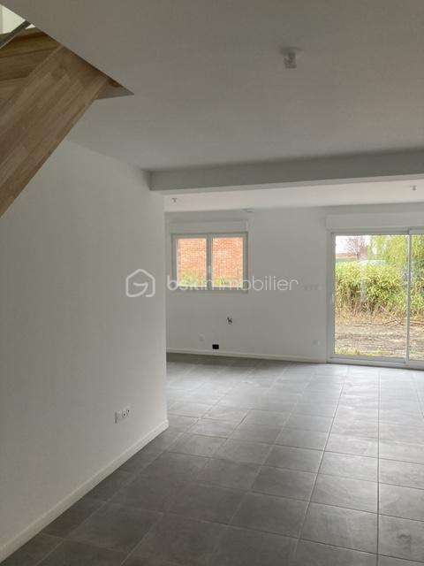 Maison - 85 m² - 5 pièces
