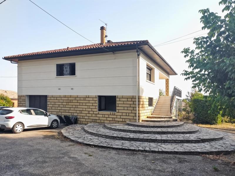 Maison - 140 m² - 6 pièces