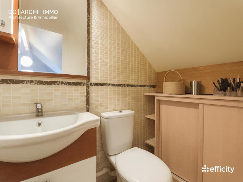 Maison - 110 m² - 5 pièces