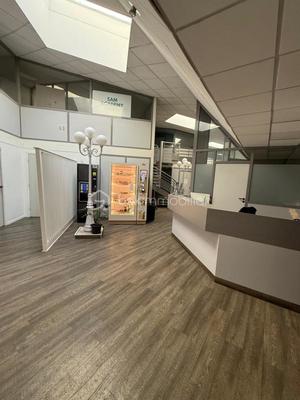 Bureau - 19 m² - 1 pièce