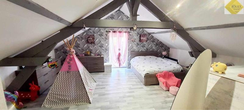 Maison - 156 m² - 9 pièces