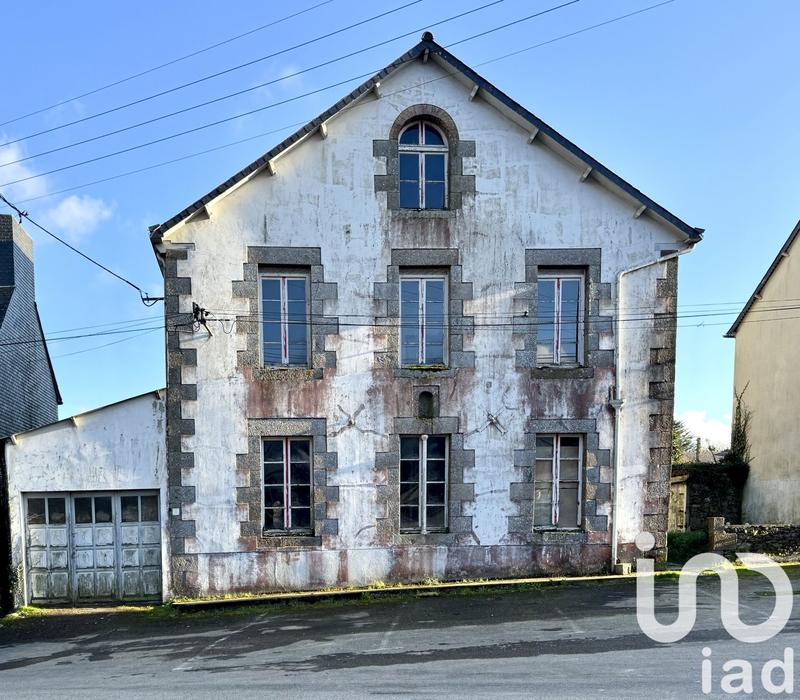Maison - 140 m² - 8 pièces