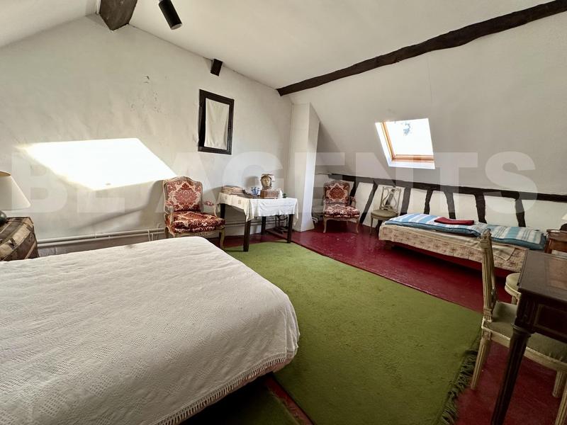 Longère - 262 m² - 6 pièces