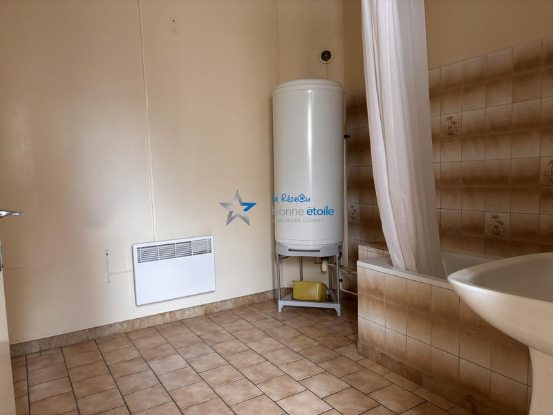 Maison ancienne - 272 m² - 10 pièces