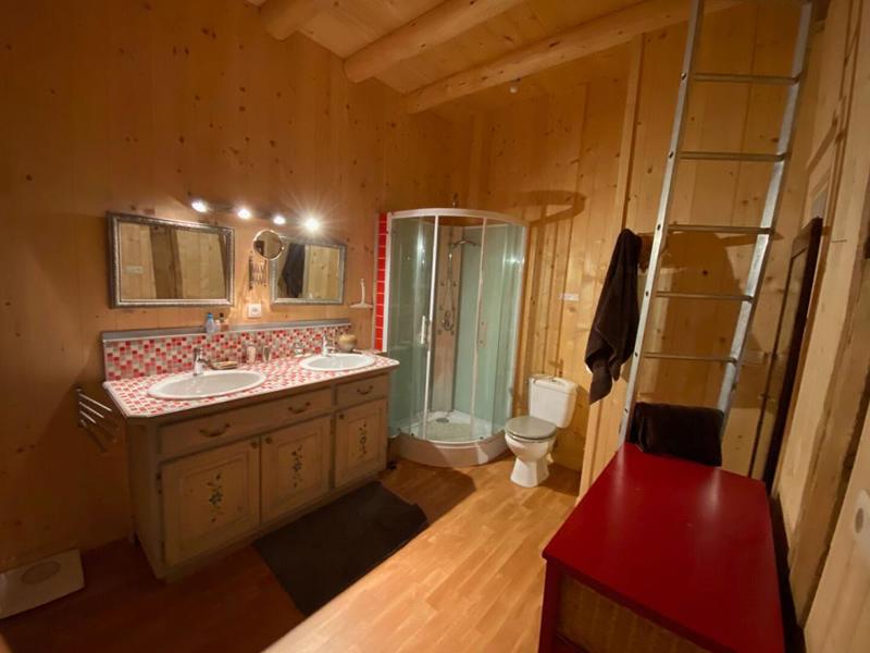 Châlet - 376 m² - 12 pièces