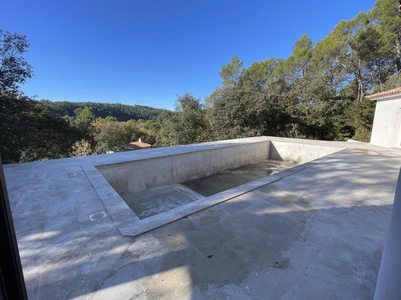 Villa - 153 m² - 6 pièces