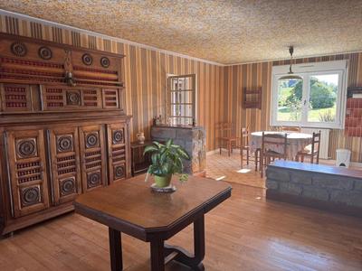 Maison - 122 m² - 6 pièces