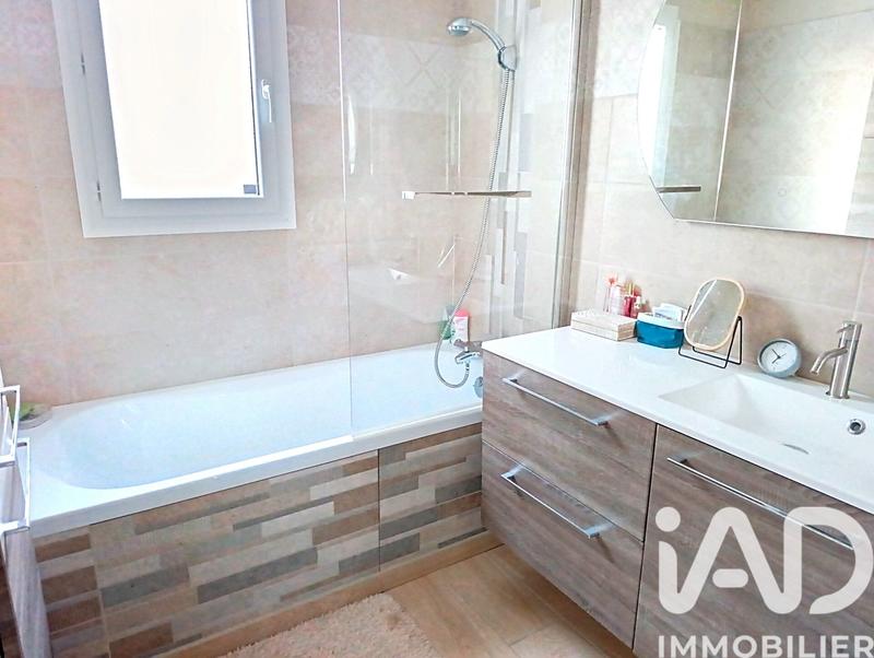 Maison - 81 m² - 4 pièces