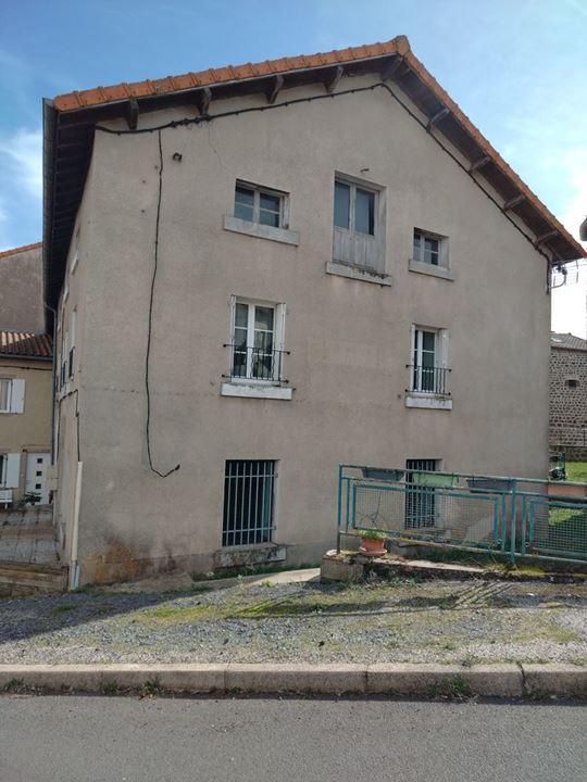 Propriété - 240 m² - 10 pièces