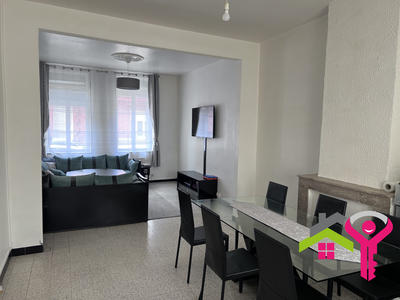 Maison - 101 m² - 5 pièces