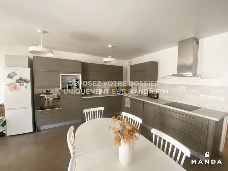 Chambre - 10 m² - 4 pièces