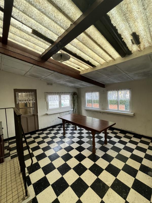 Maison - 87 m² - 6 pièces