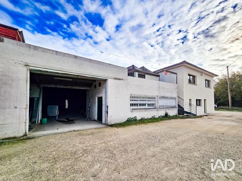 Local commercial - 1 320 m²