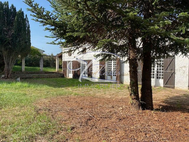 Maison ancienne - 205 m² - 6 pièces