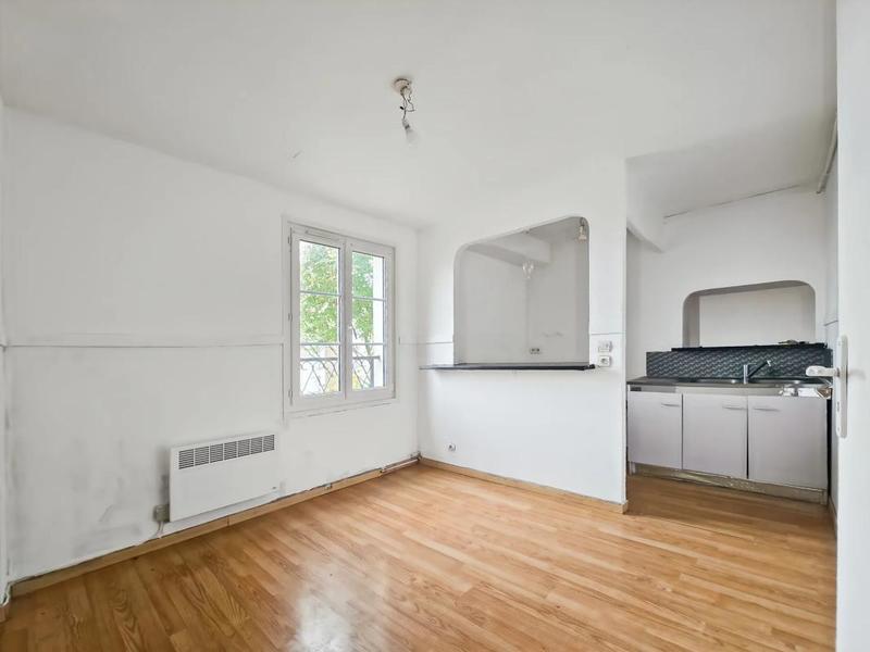 Appartement - 97 m² - 13 pièces