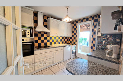 Villa - 98 m² - 5 pièces