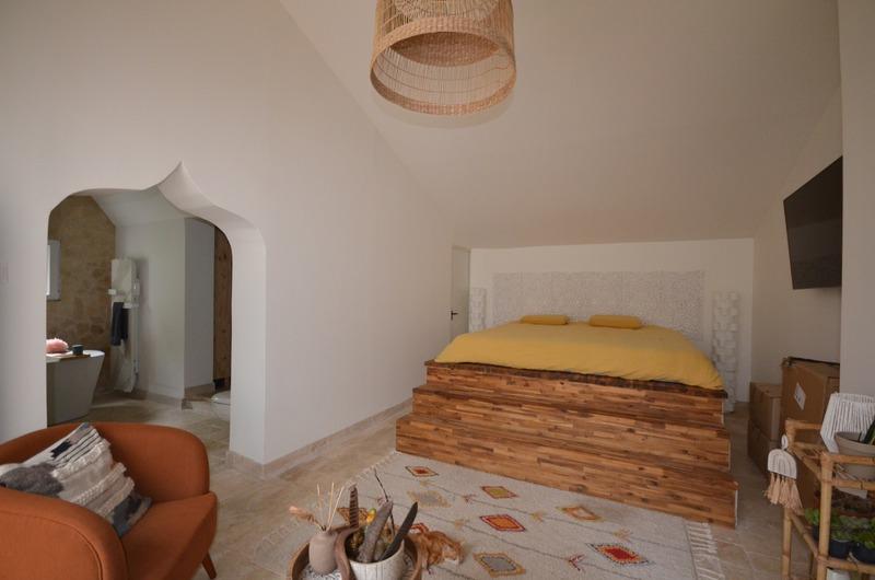 Maison - 248 m² - 6 pièces