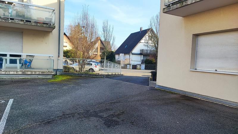 Parking / Garage - 12 m²